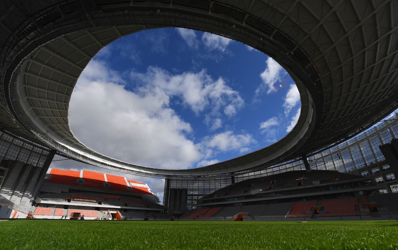 El Estadio Central es el que más críticas ha levantado por su diseño.