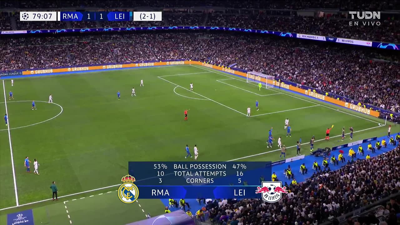 ¡TIRO ATAJADO! disparo por Benjamin Henrichs.