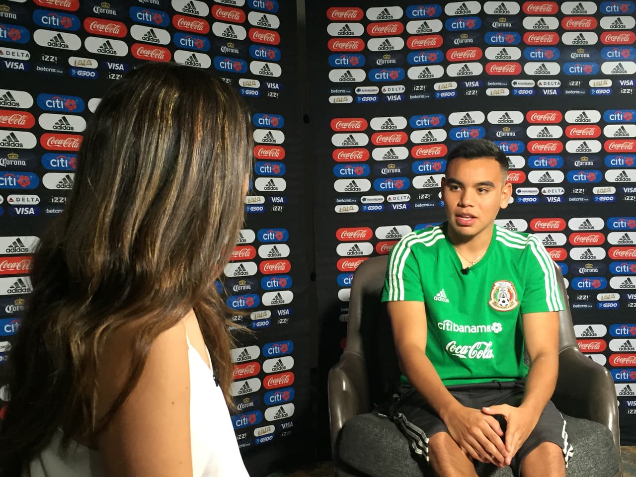 Hasta hace no mucho el nombre de Carlos Rodríguez no sonaba a mucho en la escena del fútbol mexicano. Pero hoy en día el joven futbolista mexicano, parte de la Selección Mexicana y del Monterrey, se abre paso y su nombre empieza a sonar más fuerte.