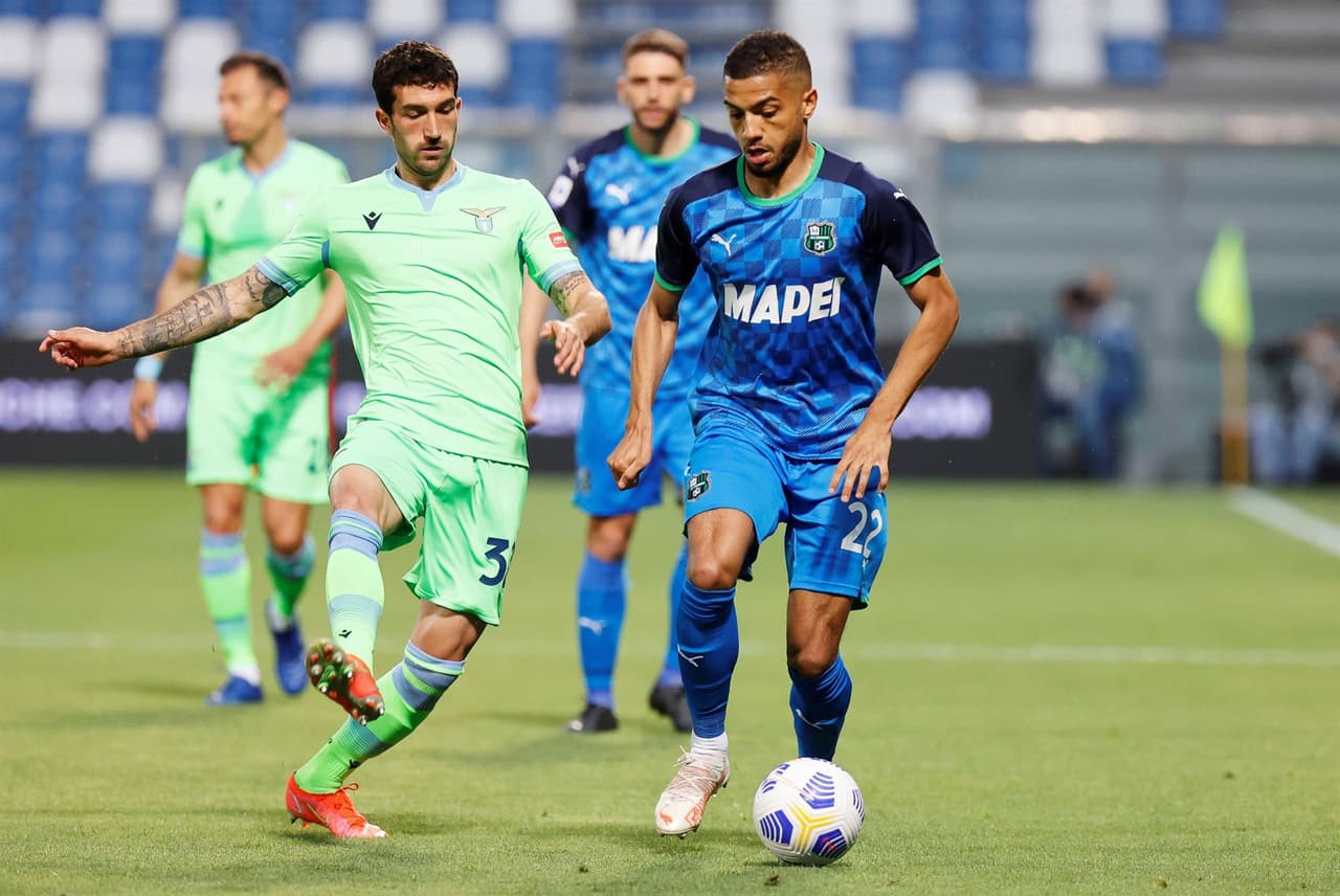 Lazio cayó ante Sassuolo 0-2, pero aún así, ya quedó calificado para la UEFA Europa League en su próxima edición. Kyriakopoulos y Berardi anotaron para los locales.