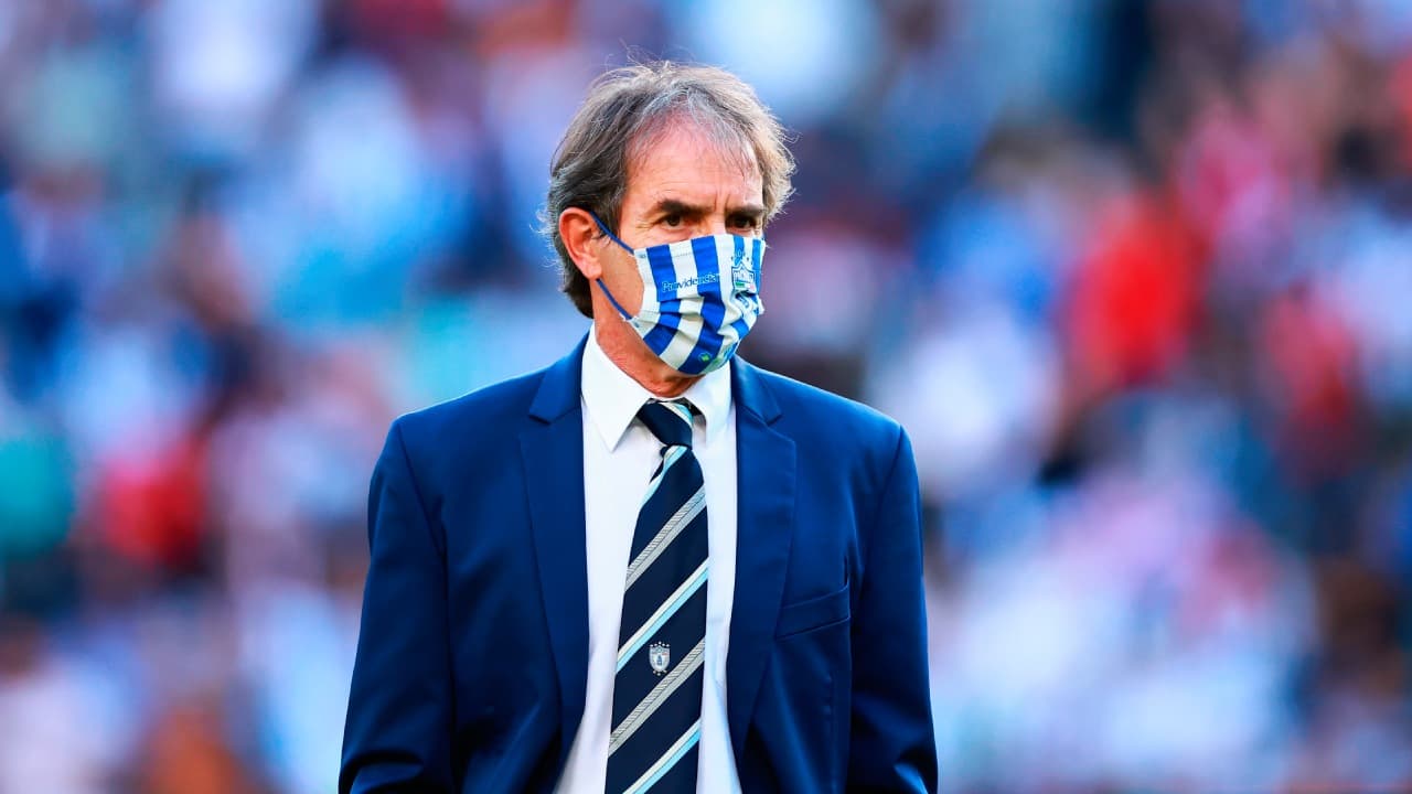 Guillermo Almada se queda como DT de Pachuca hasta el 2025