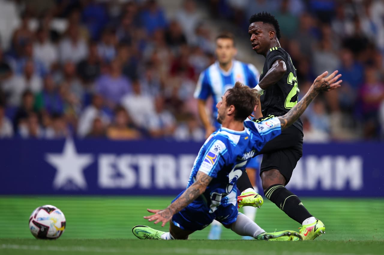 Real Madrid sigue con el paso perfecto luego de vender al Espaanyol con una gran actuación de Benzema.