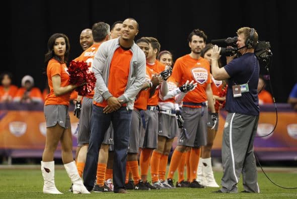 La Conferencia Nacional se impuso a la Conferencia Americana en el Tazón Latino IX y Hristo Stoichkov, para sorpresa de todos, fue reconocido como el MVP del juego, disfruta aquí de las mejores imágenes (Foto: Mario Castillo).