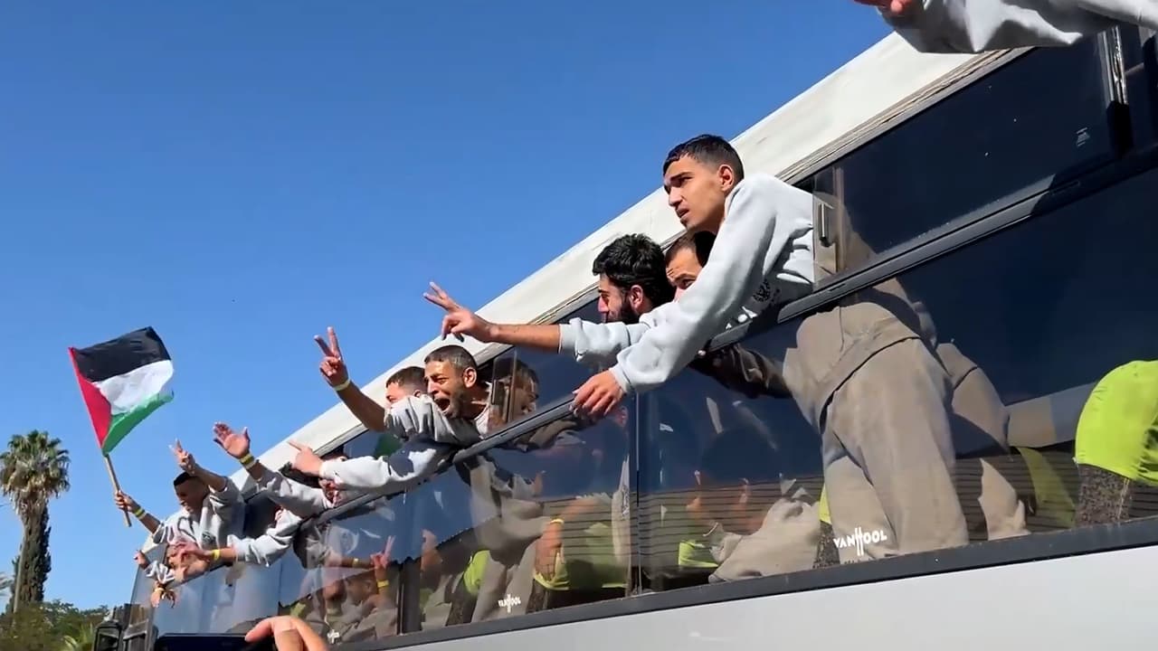 Más de 180 prisioneros palestinos liberados a cambio de tres rehenes israelíes: así fue el intercambio