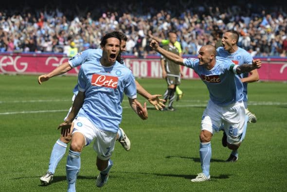 El charrúa le dio la victoria final a Napoli a falta de dos minutos para el final del duelo, con triunfo por 4-3.