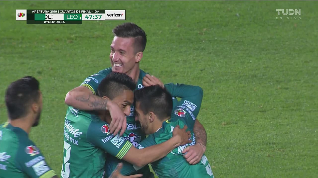 ¡Ritmo frenético! Media vuelta letal y gol de Fernando Navarro para el 2-3