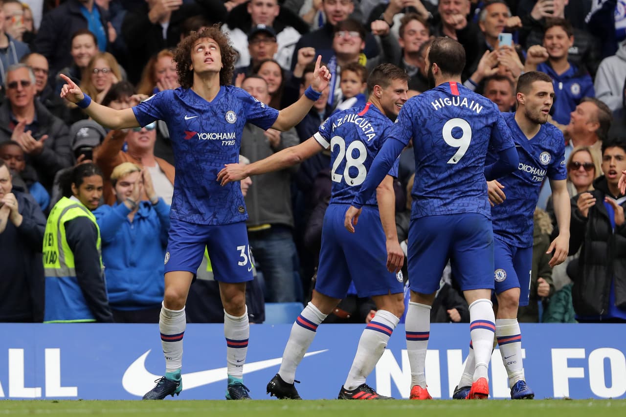 6) El brasileño David Luiz llegó al París Saint-Germain procedente del Chelsea por 62 millones de euros en 2014.
