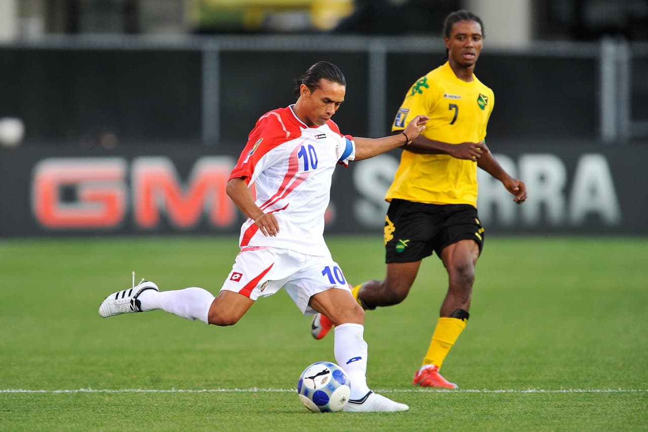 Walter Centeno: 9 goles (Costa Rica)
