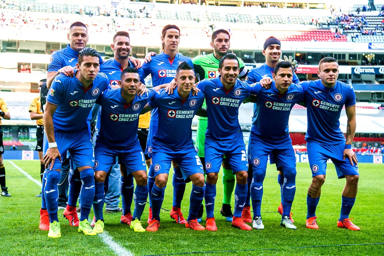 Los cementeros lucieron a su mejor cuadro de inicio.