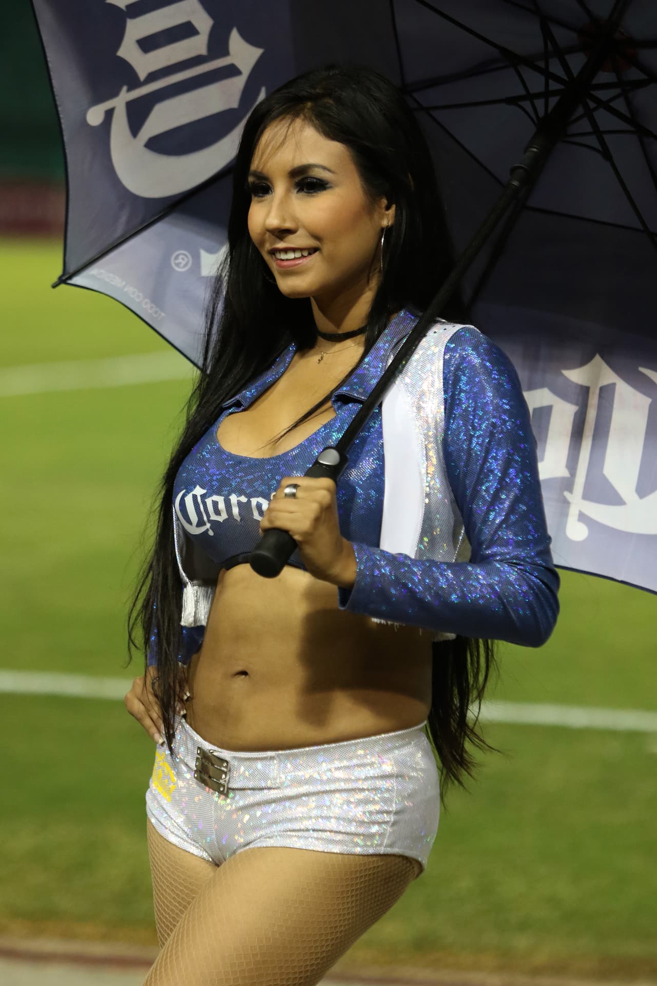 La belleza de las porristas en la fecha 1