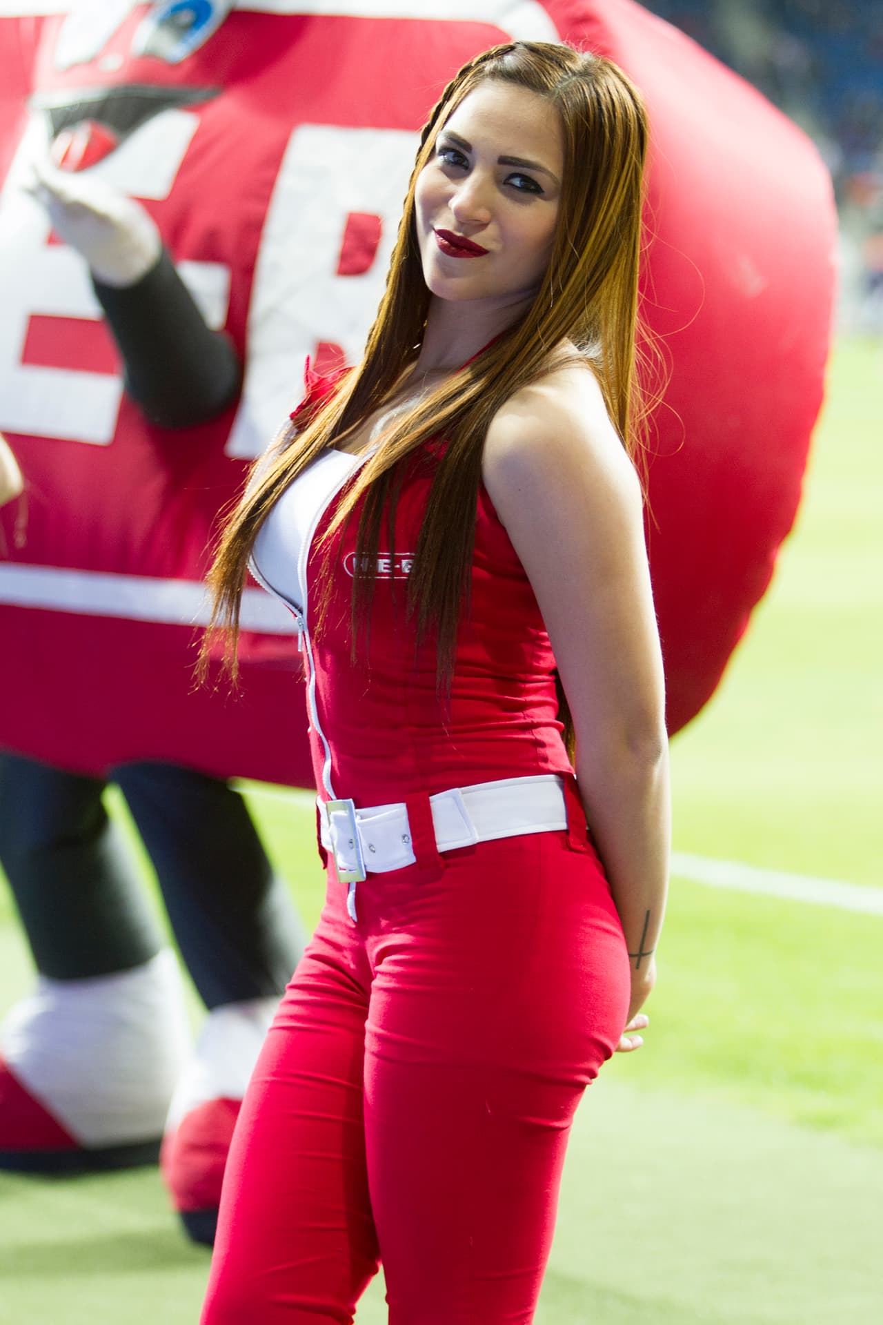 La belleza de las porristas en la fecha 1