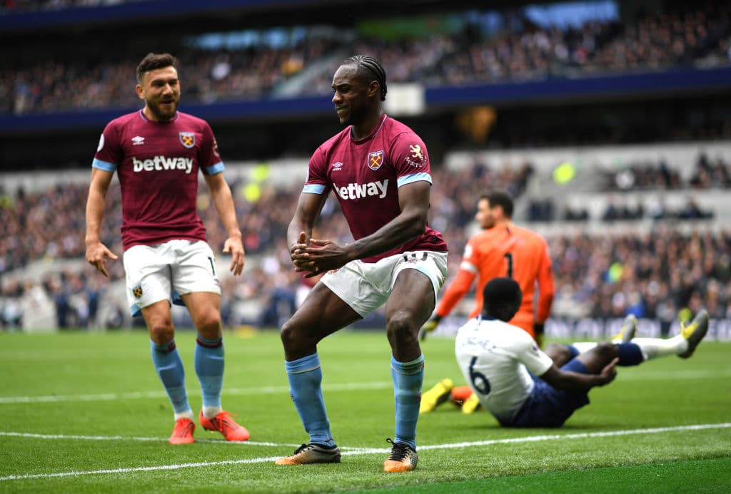 <b>4) West Ham United</b>. El equipo del Chicharito Hernández, los Hammers, metieron 361.1 millones de dólares a la nómina pero la campaña ha resultado poco menos que satisfactoria con una cosecha de 46 puntos para ocupar la undécima posición de la Premier League.