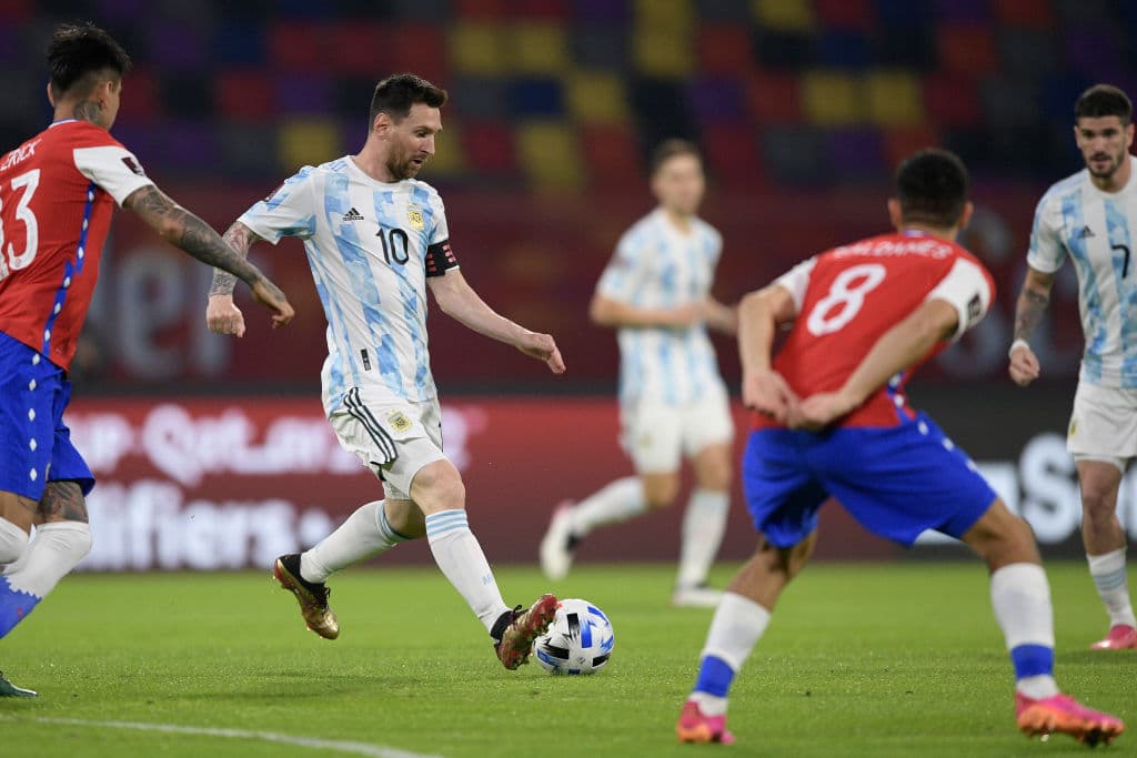 Lionel Messi y Alexis Sánchez fueron los encargados de anotar en el empate 1-1 entre Argentina y Chile.