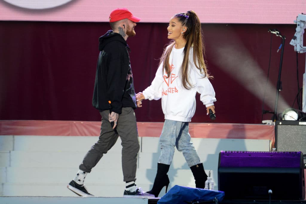 Todo esto sucedió luego del fallecimiento del artista Mac Miller, expareja de Ariana Grande.