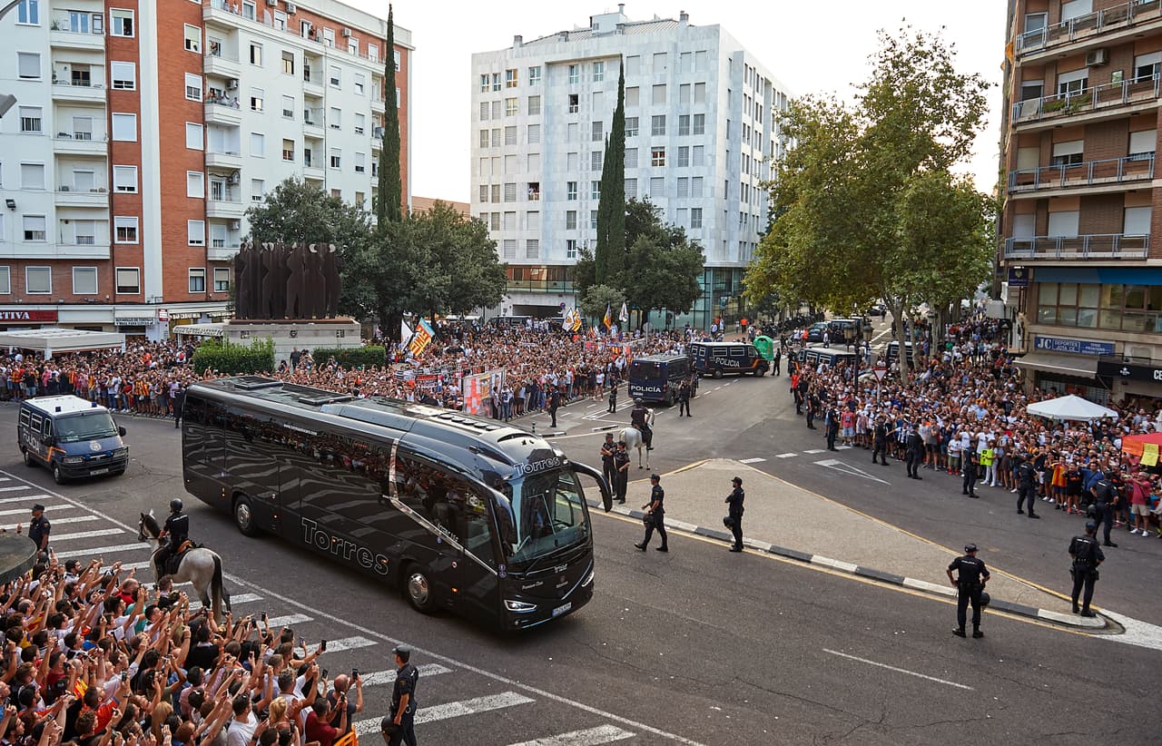 Sin duda prometía una jornada memorable para el fútbol de la Comunidad de Valencia.