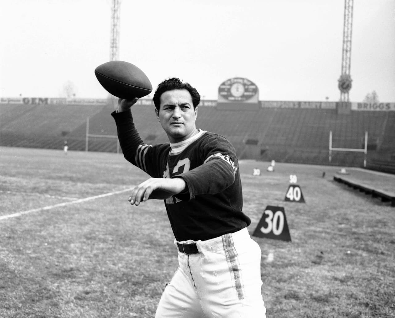 1. 1943 Sid Luckman / Chicago Bears. Chicago 56 - 7 New York Giants