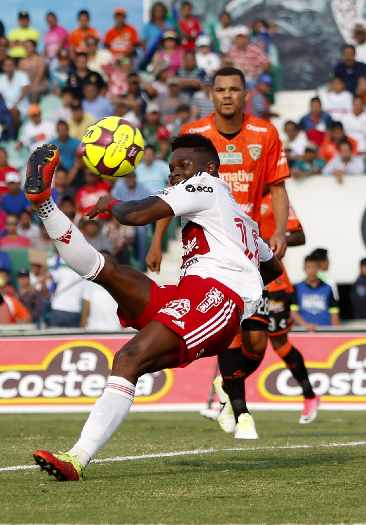 Con la victoria, Xolos queda momentáneamente en el liderato general del torneo a reserva de lo que suceda en el resto de la jornada.