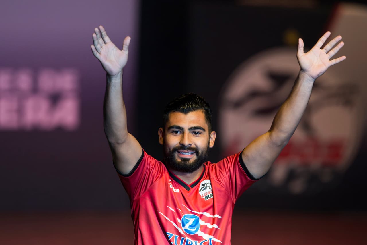 El fichaje de Amaury Gabriel Escoto Ruíz es uno de los objetivos que tiene Chivas de Guadalajara para el 2018, luego de que el técnico argentino Matías Almeyda mostró su interés.