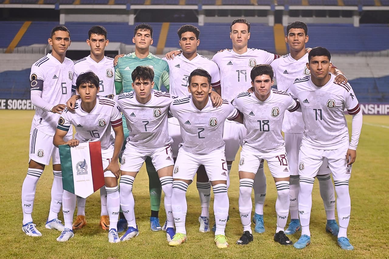 El Tricolor presentó a un cuadro estelar.