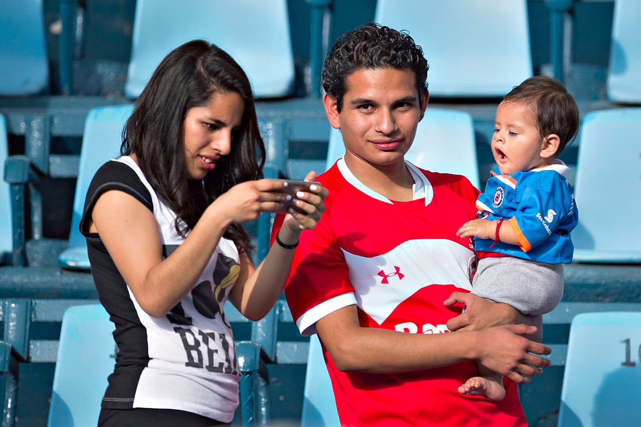 Así se vivió el colorido de la afición en la Jornada 10