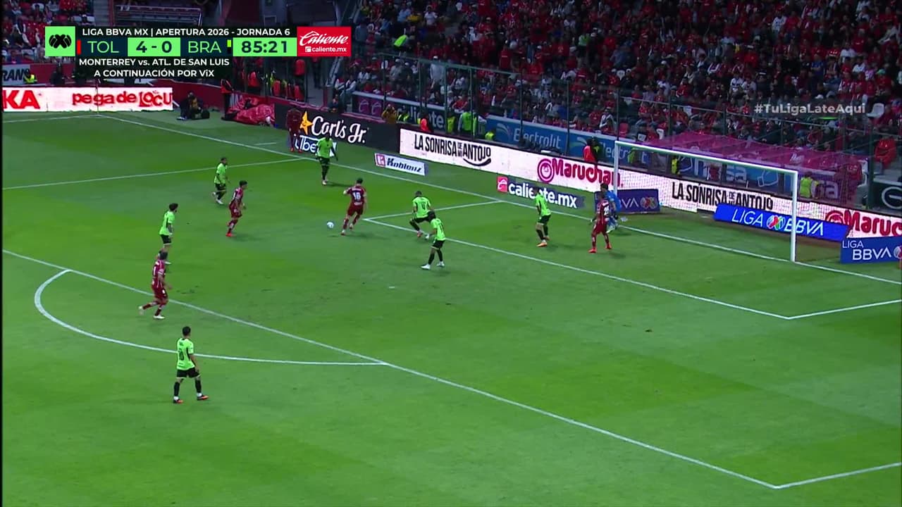¡TIRO ATAJADO! disparo por Jorge Díaz.