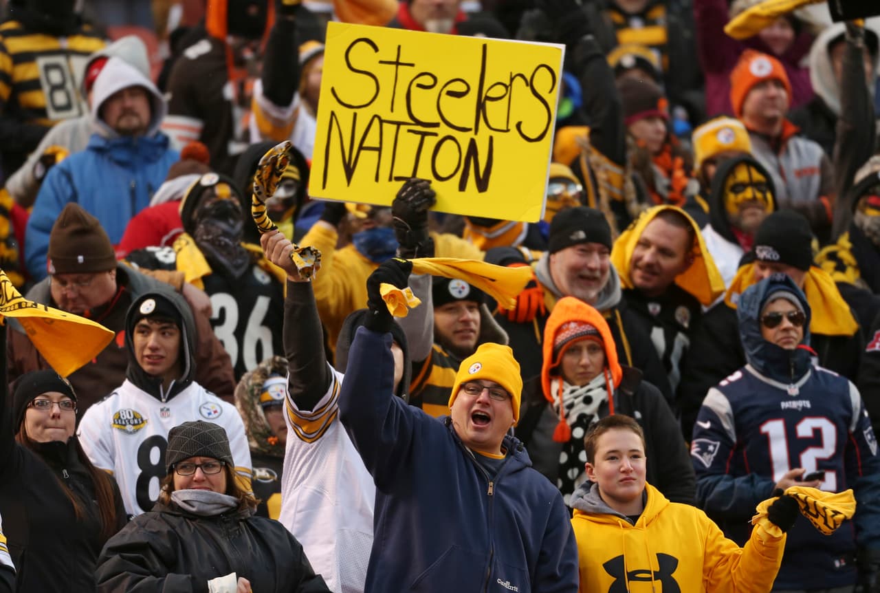 Los Pittsburgh Steelers vencieron 28-12 a Cleveland Browns para amarrar un boleto a los playoffs de comodín en la Conferencia Americana.