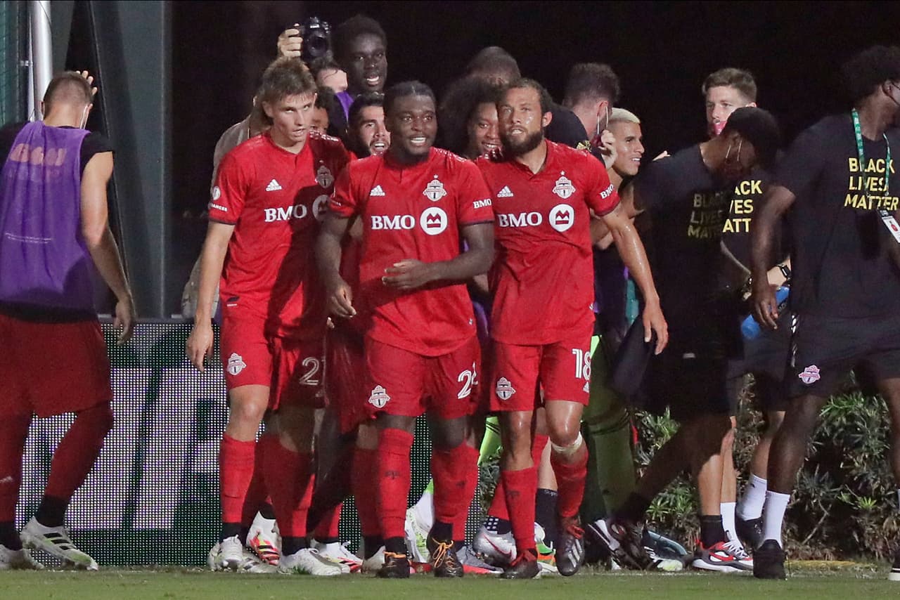 LAFC no logra aguantar la ventaja y termina empatan 2-2 con los Portland Timbers.