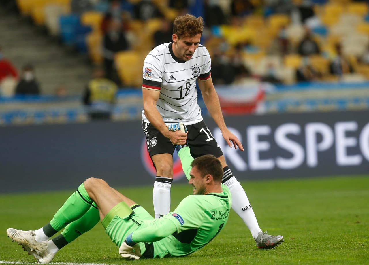 Ginter (20’) abrió el marcador, Goretzka (49’) creció la diferencia y Malinovskyi (76’) descontó de penal; Ucrania se medirá a España y Alemania a Suiza en la J4.