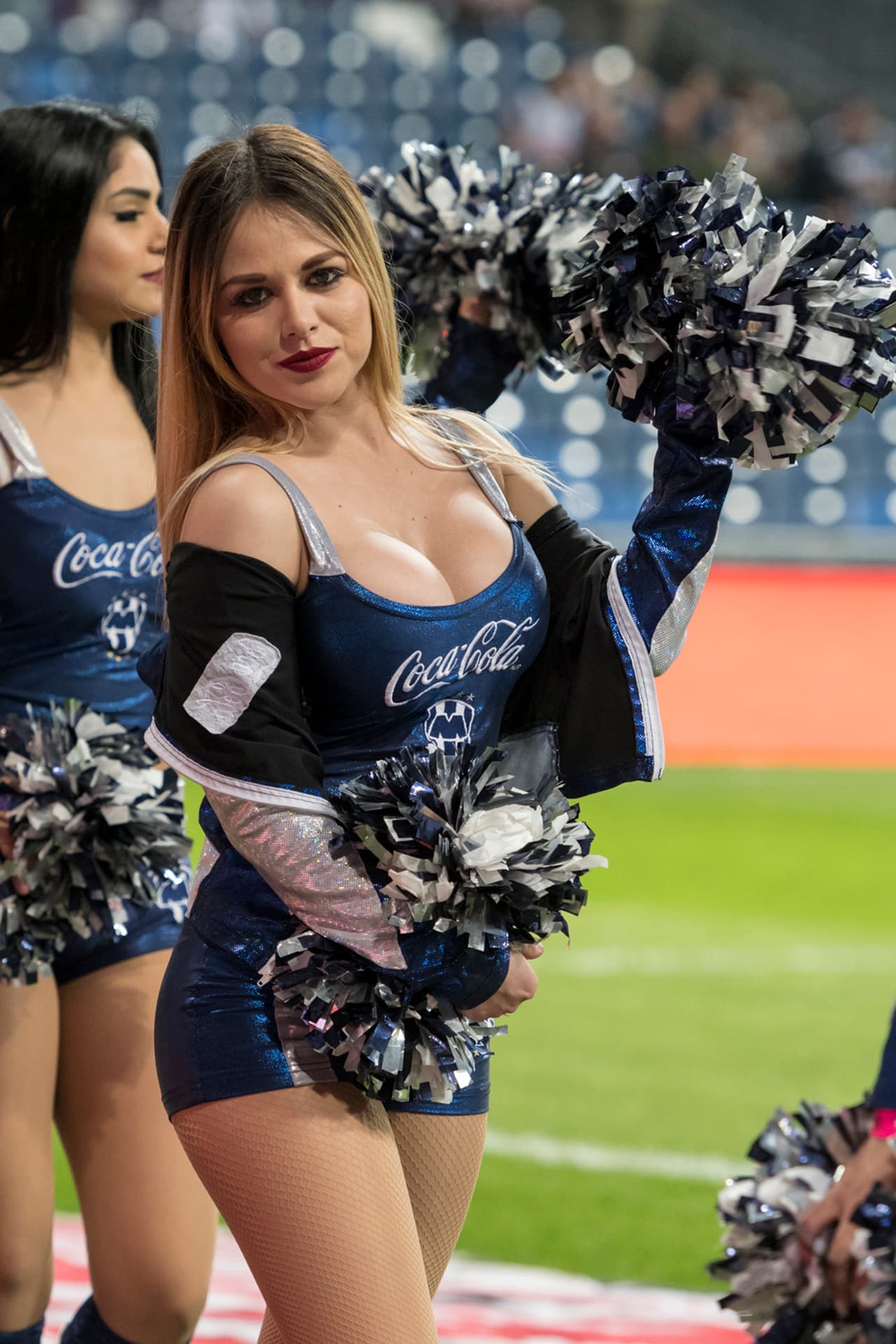Como no podía ser de otra manera, la belleza en la final de la Copa MX se tomó el estadio BBVA Bancomer para engalanar la jornada.