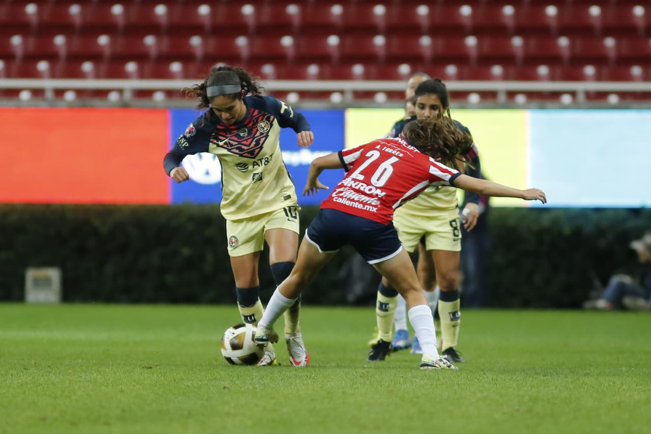 during the game Guadalajara vs America, corresponding to Quarterfinal second leg round match of Torneo Apertura Grita Mexico A21 of the Liga BBVA MX Femenil, at Akron Stadium, on December 06, 2021.
<br>
<br> durante el partido Guadalajara vs America, correspondiente al partido de vuelta de Cuartos de Final del Torneo Apertura Grita Mexico A21 de la Liga BBVA MX Femenil, en el Estadio Akron, el 06 de diciembre de 2021.
