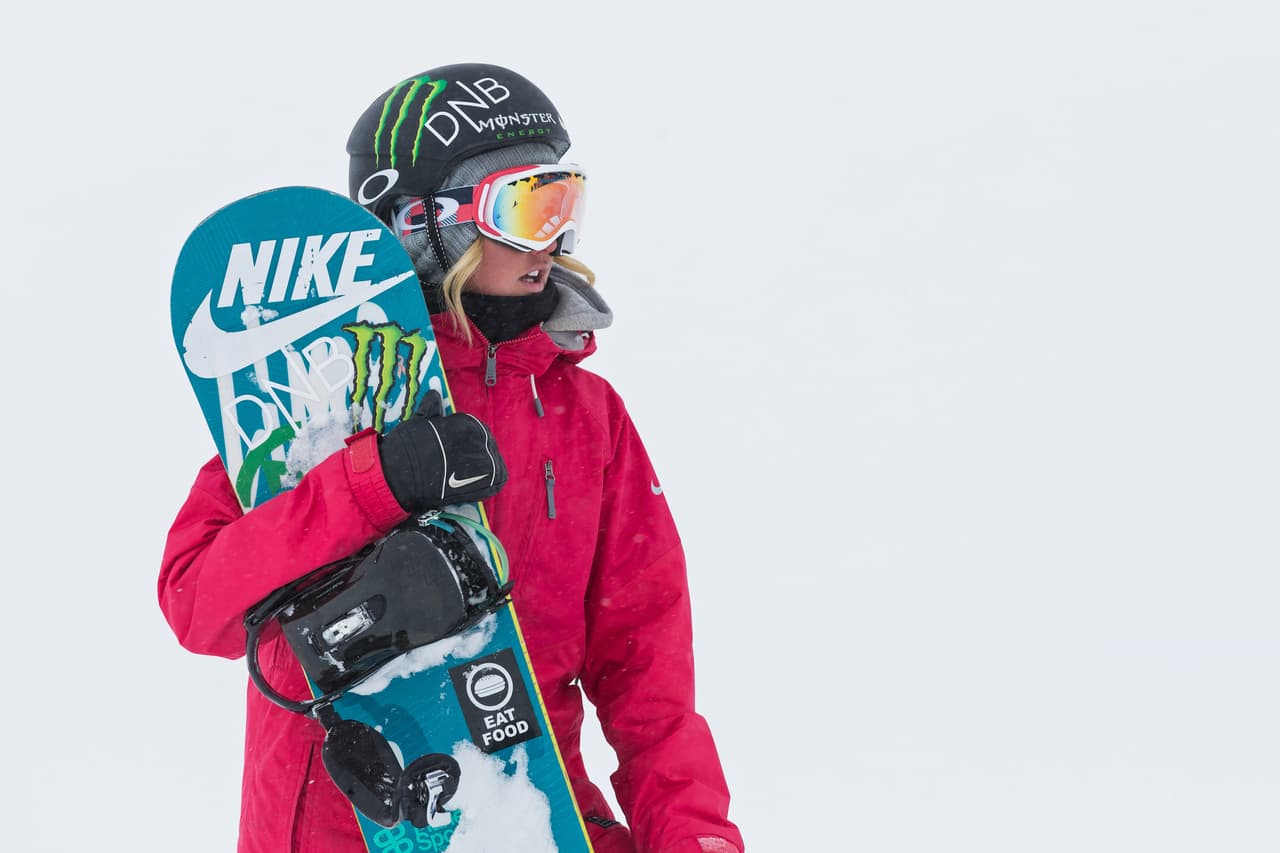 La hermosa Silje Norendal ha sido deportista Olímpiíca en Sochi 2014, ha conseguido 2 títulos en los Winter X Games y uno en su edición europea en la modalidad slopestyle. Con 23 años tiene toda una carrera de éxitos por delante.