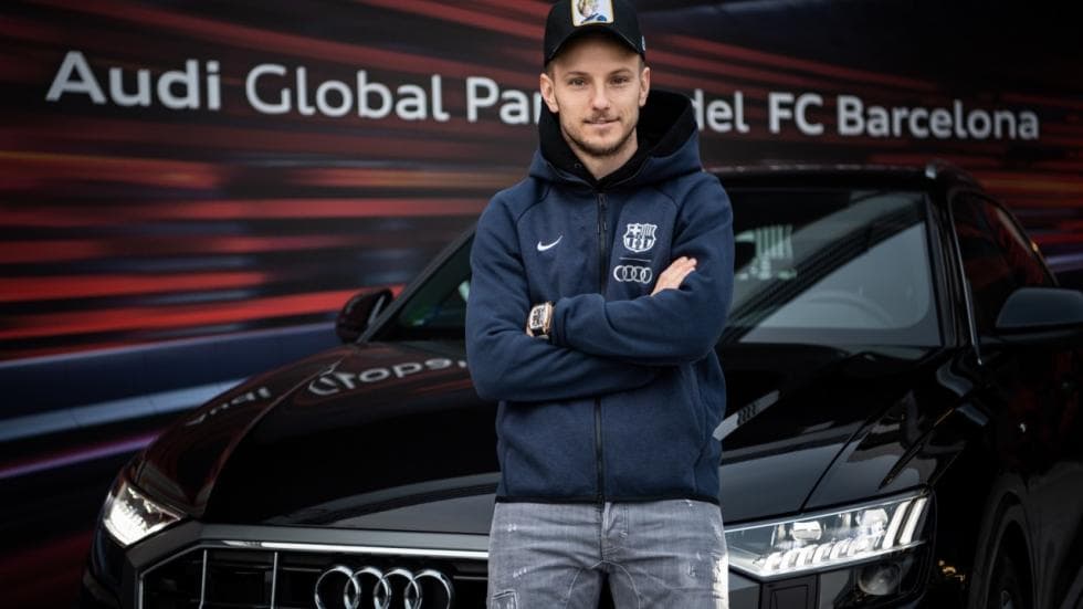 Ivan Rakitic - Audi Q8 50 TDI quattro tiptronic