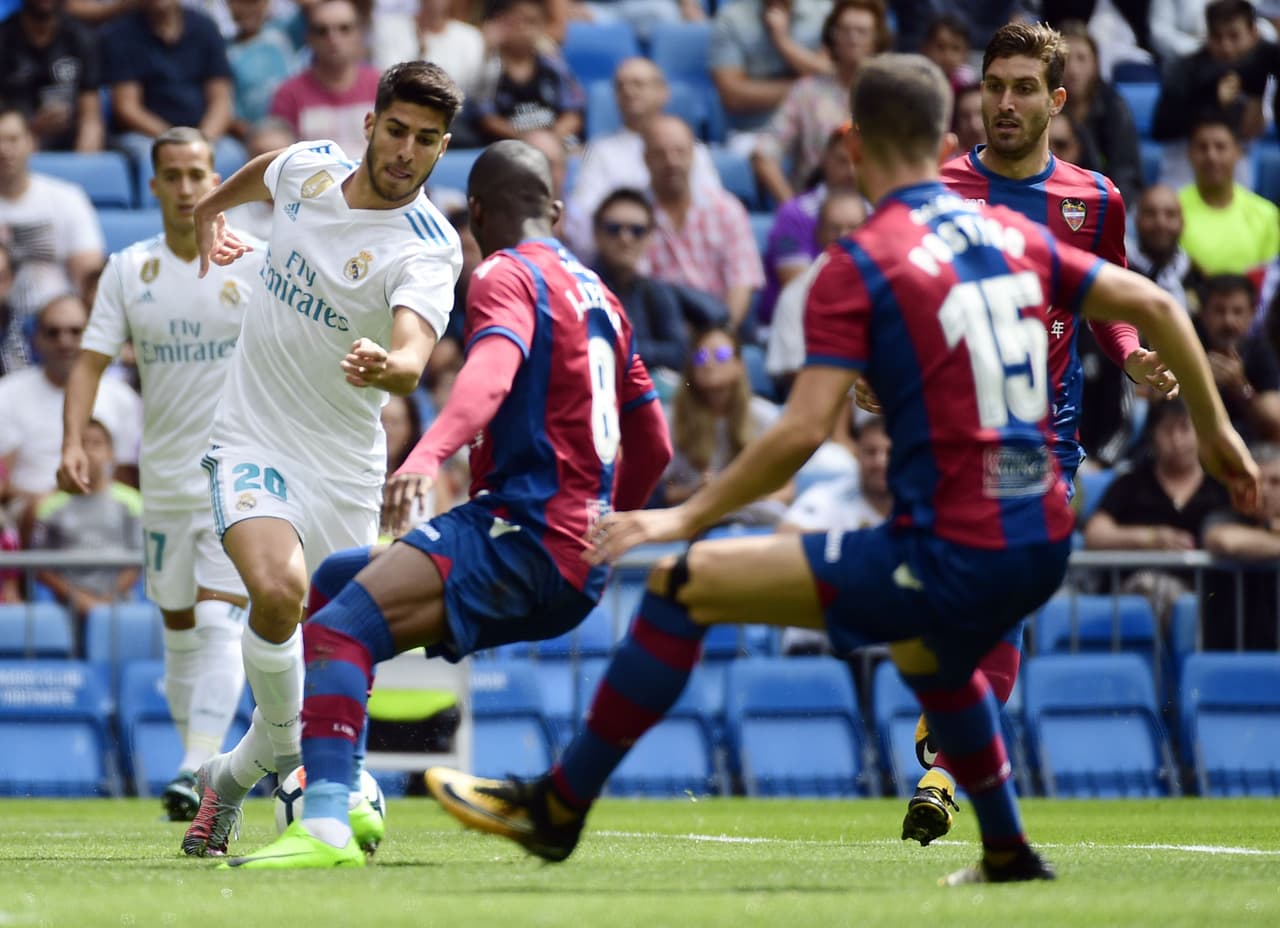 Real Madrid no pudo con la barrera azulgrana del Levante y con apenas cinco puntos en tres fechas de la Liga de España se prenden las alarmas de los 'galácticos'.