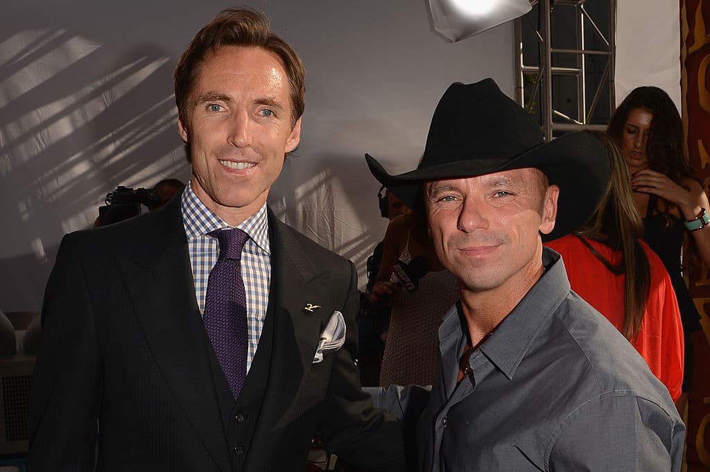 Equipo Vancouver White Caps de la MLS. En 2008 se unió al grupo de dueños. Otras inversiones: Es parte del grupo que posee acciones del Real Mallorca, recién ascendido a la Primera División de España.