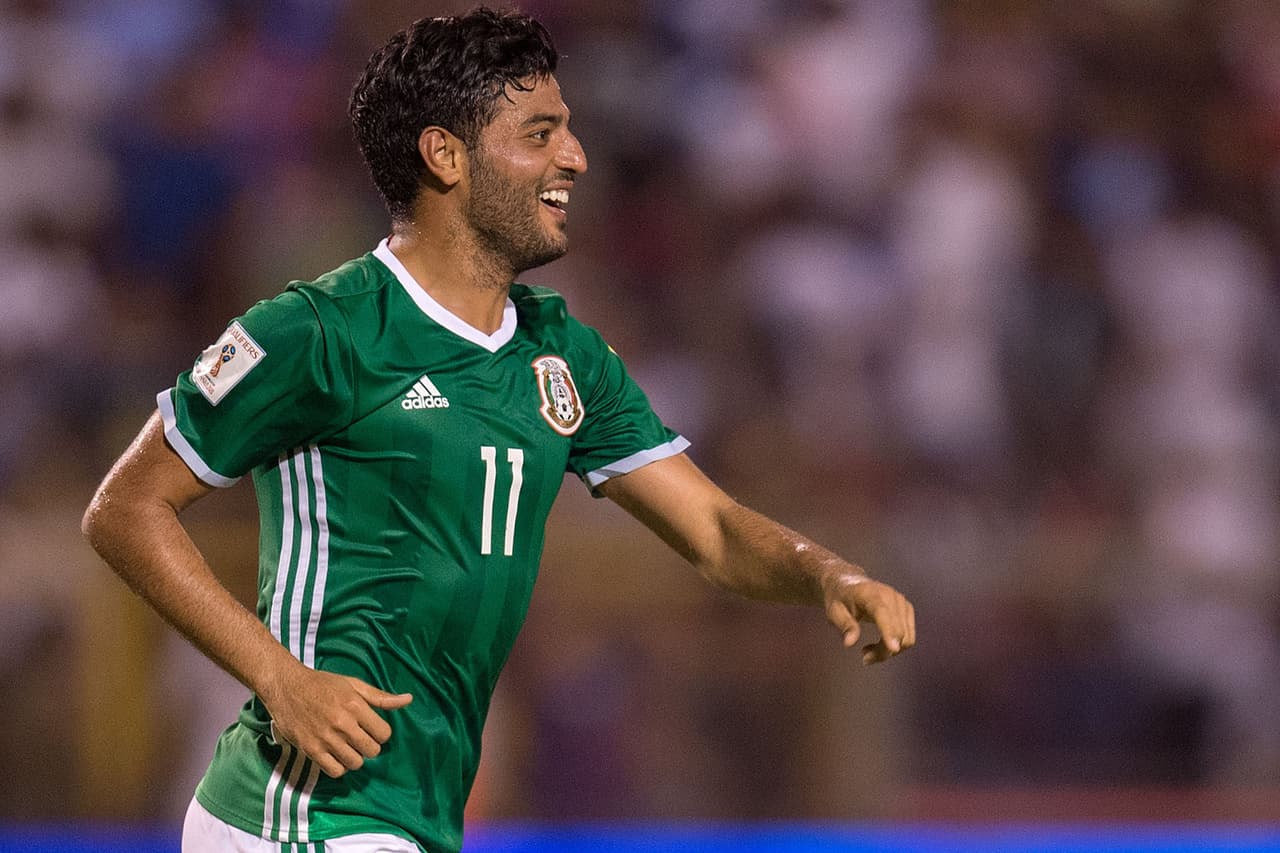 Por motivos personales desistió de la convocatoria a la Copa América Centenario y reapareció para el Hexagonal Final de la Concacaf rumbo a Rusia 2018.