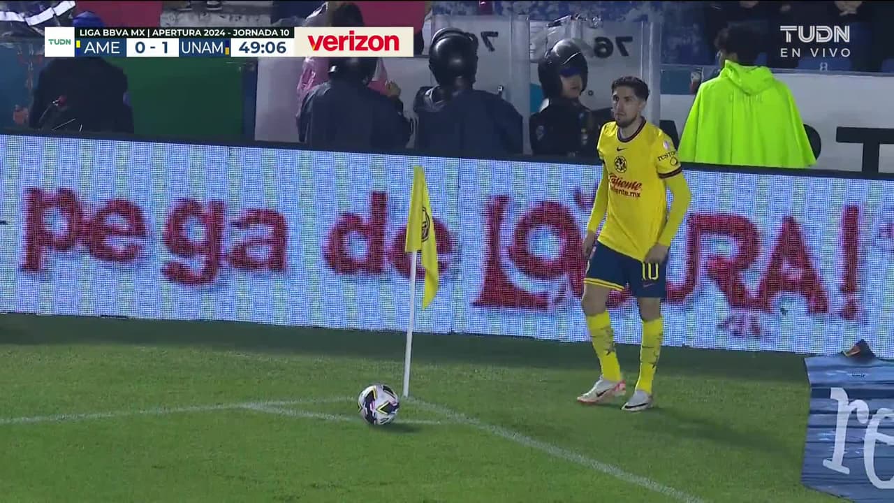 ¡TIRO ATAJADO! disparo por Rodrigo Aguirre.