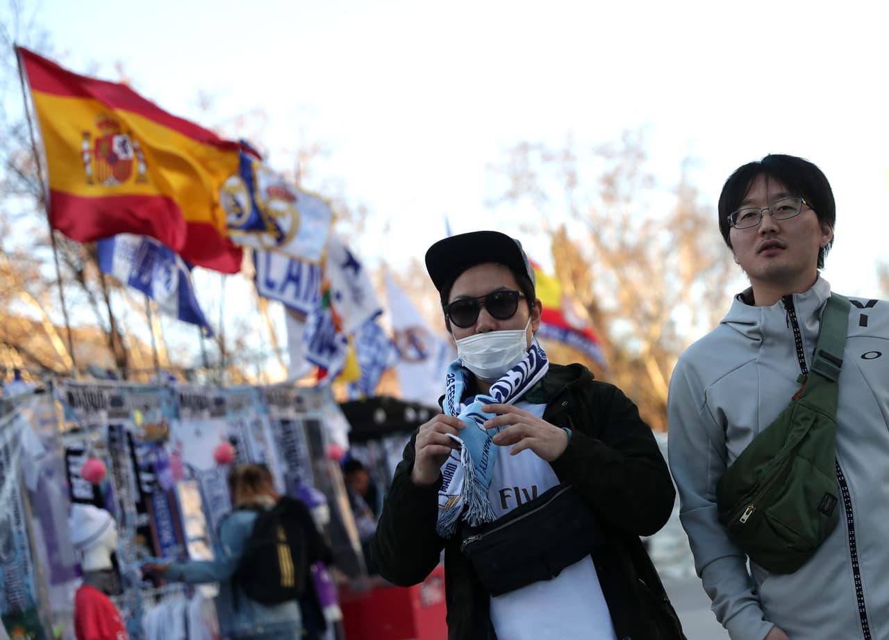 Gran recibimiendo de la afición merengue para el partido de los Octavos de Final de ida ante Manchester City.