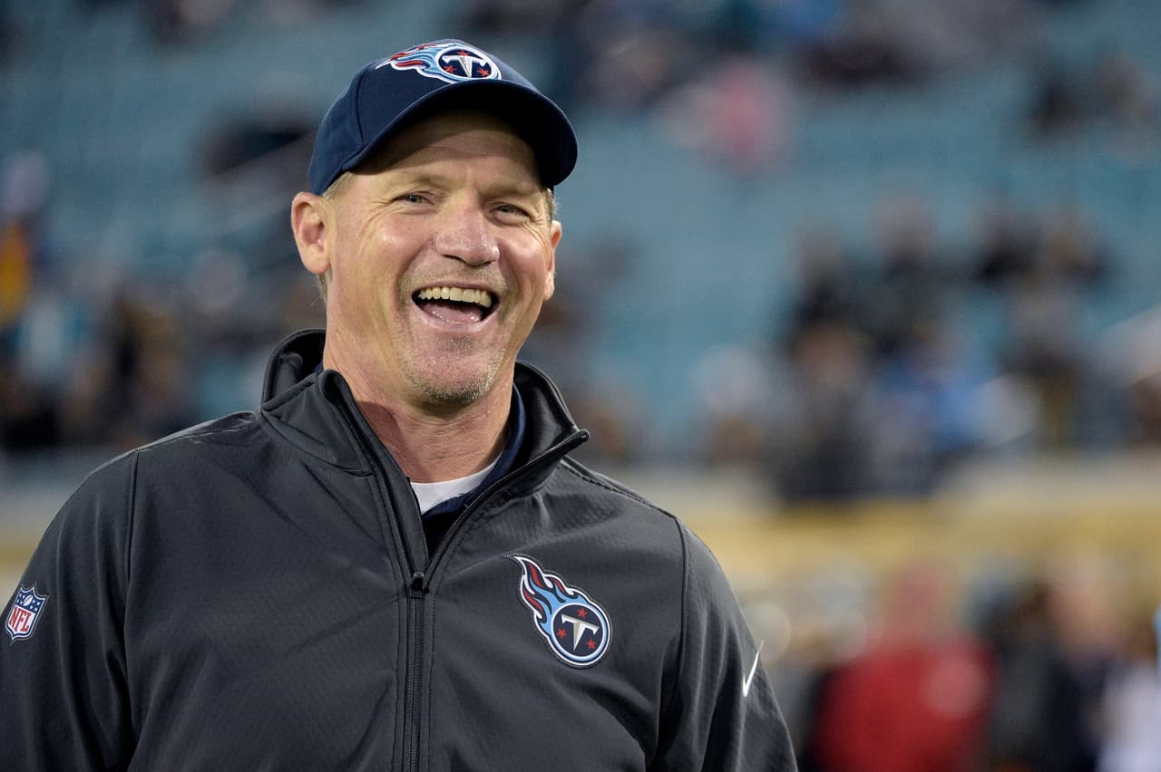 Ken Whisenhunt (2014-2015) (3 victorias, 20 derrotas).