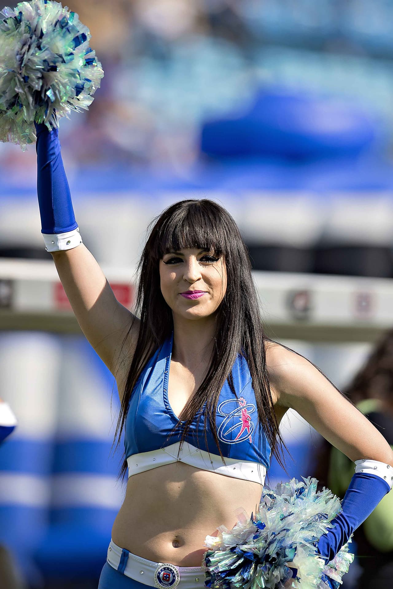 La belleza de las porristas en la fecha 9