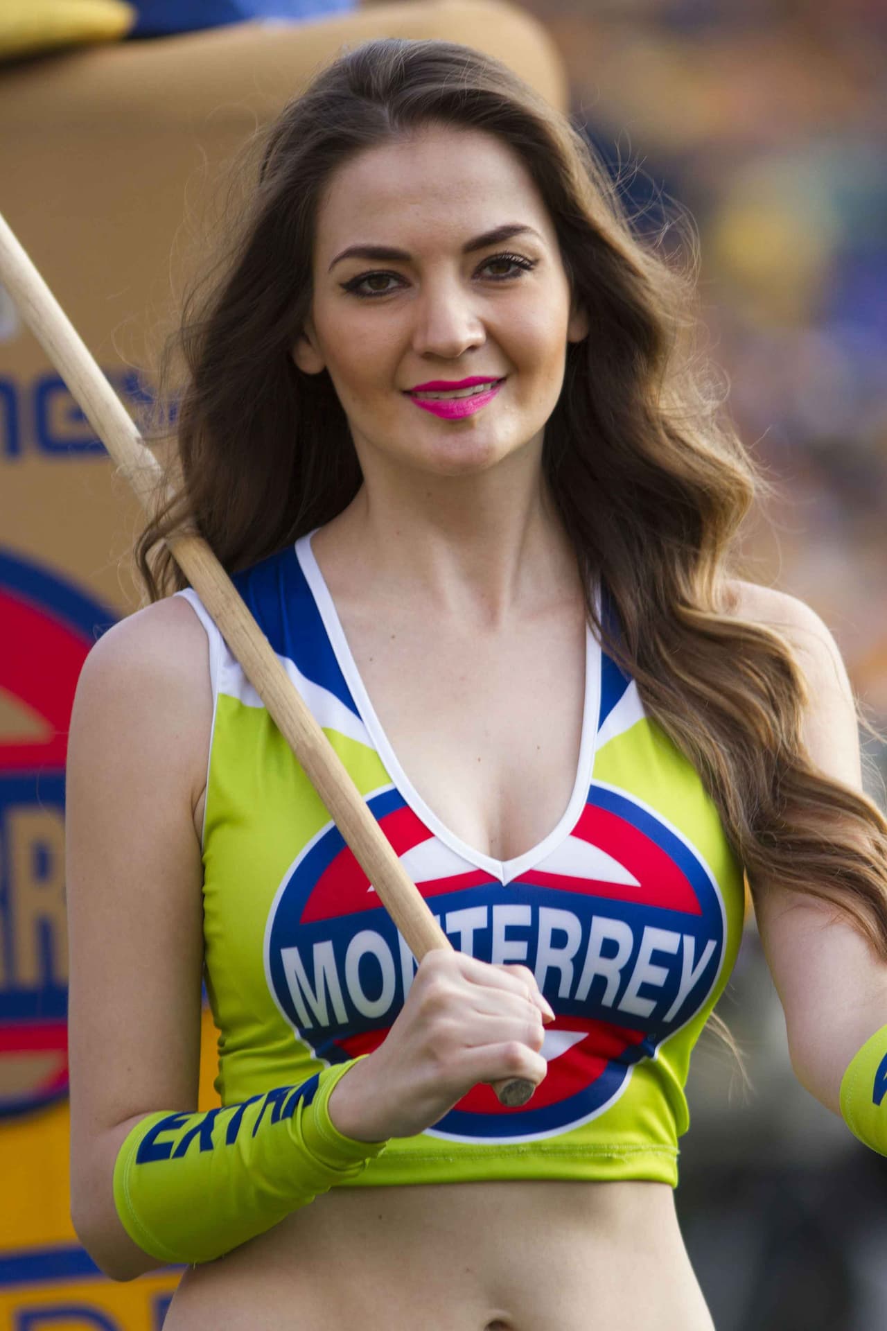 La belleza de las porristas en la fecha 9