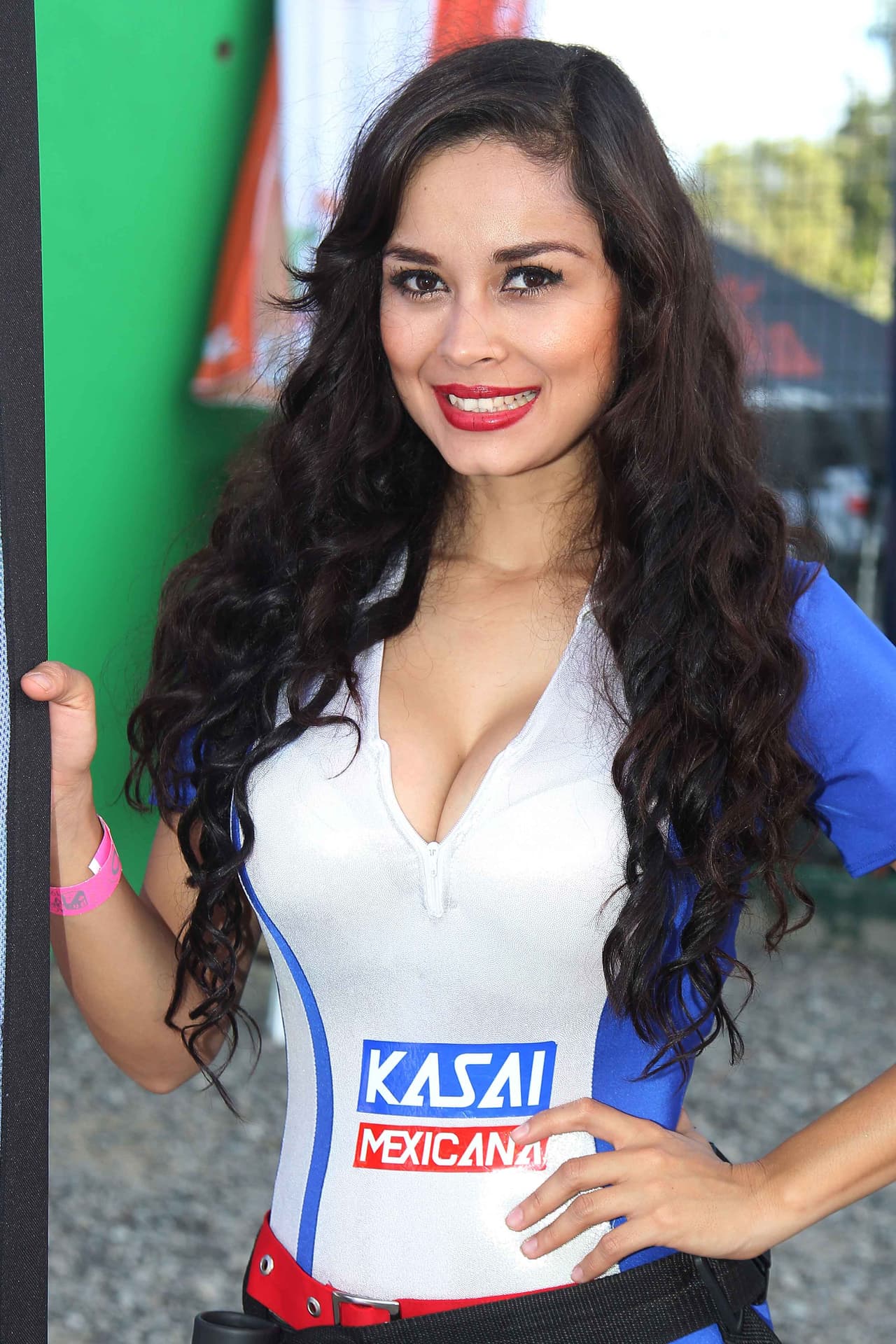 La belleza de las porristas en la fecha 9