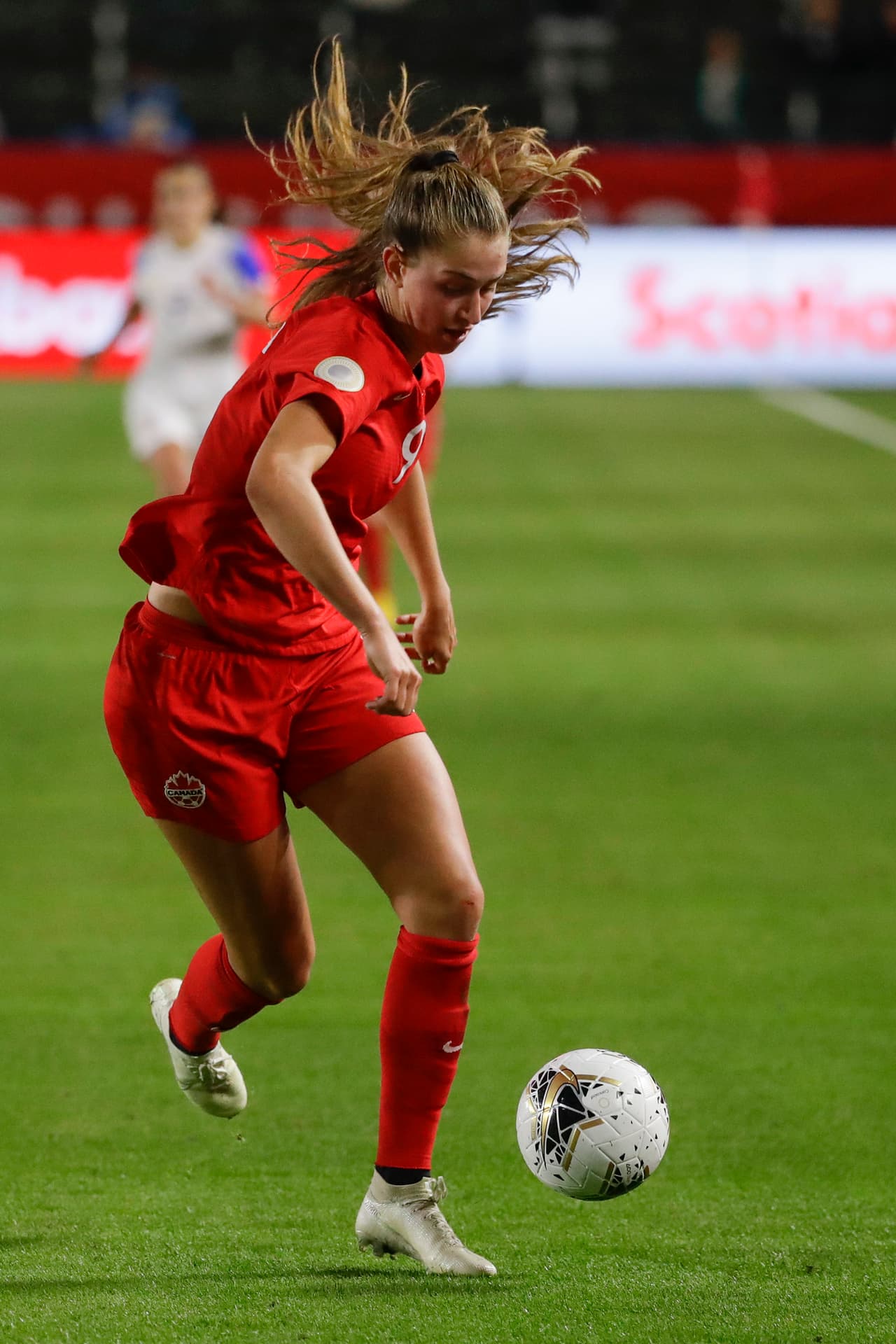 De vez en cuando, la futbolista publica fotos de sus otras pasiones como lo son los viajes y los animales.
<br>