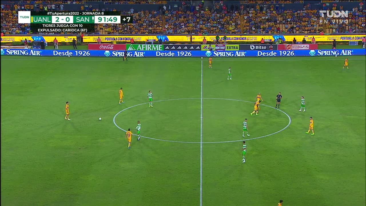 ¡TIRO ATAJADO! disparo por Raymundo Fulgencio.