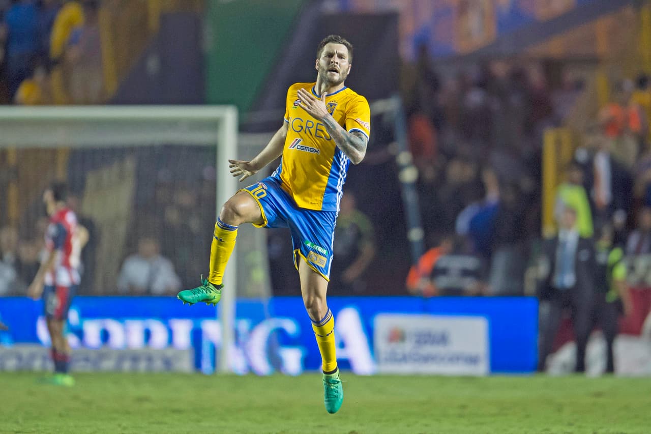 Cuando todo parecía oscuro, un túnel sin salida, Gignac se encargó de regresar a los 'Felinos' a la pelea por el título con un doblete en los últimos 5 minutos del partido.