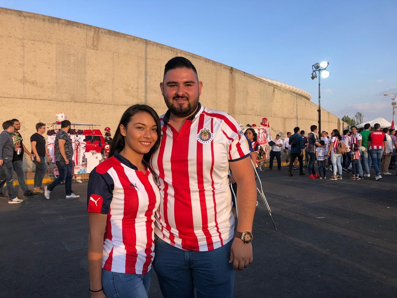 Los aficionados de Chivas están listos en el Estadio Akron para el juego contra Puebla en la Jornada 15 del 
<a href="https://www.univision.com/deportes/futbol/liga-mx/*">Clausura 2019</a>.