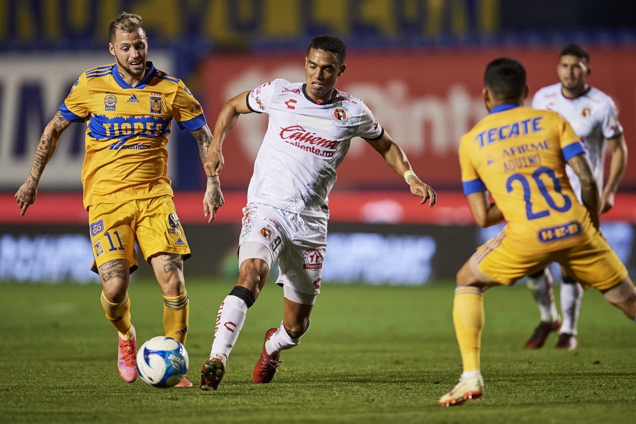 El doblete de Nico López y el gol de Luis Quiñones le dan los tres puntos a Tigres y se mantienen en la octava posición con 10 unidades.