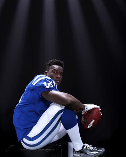 Mira las mejores tomas del WR novato de los Indianapolis Colts, Phillip Dorsett, durante su sesión de fotos y durante el campo de entrenamiento (AP-NFL).