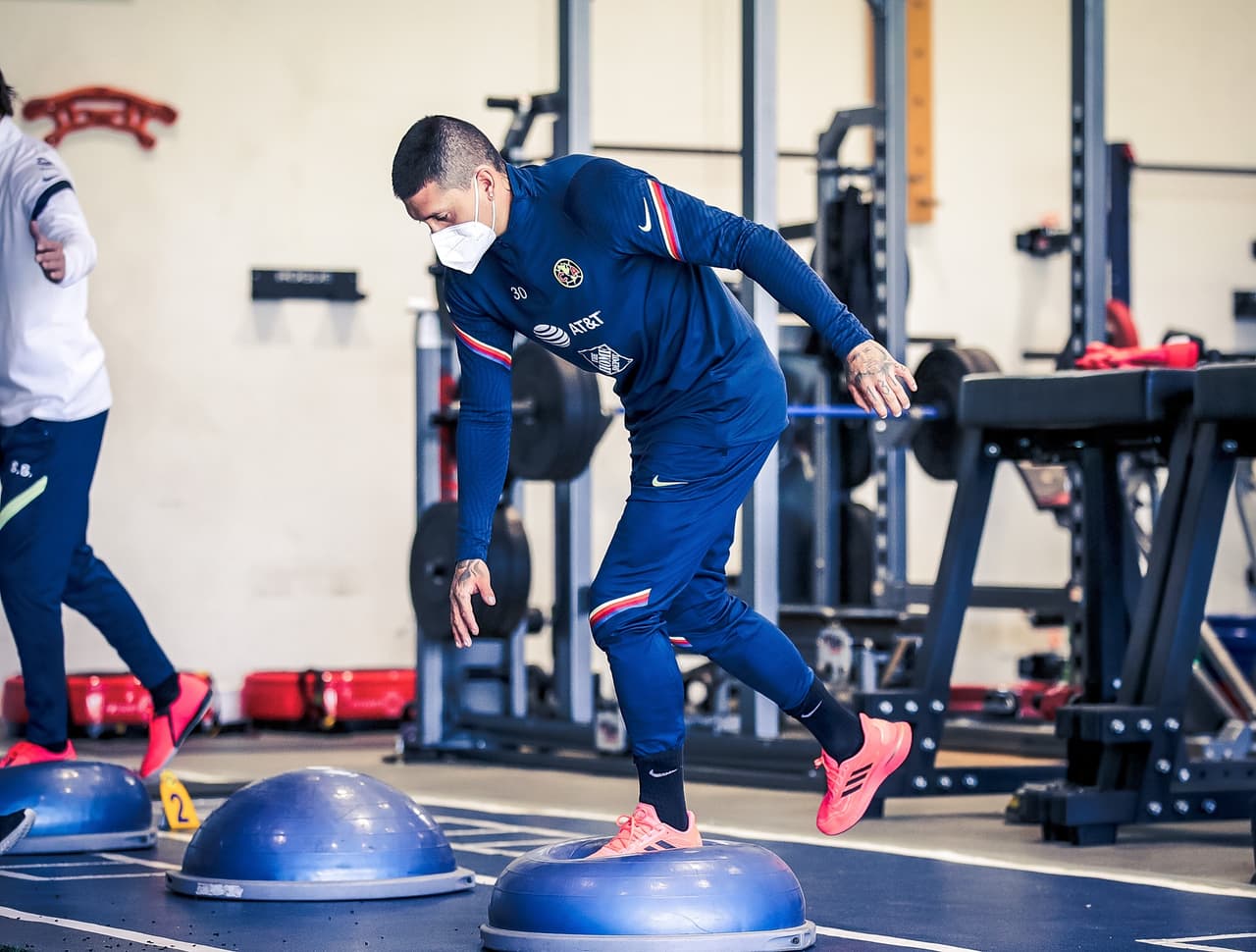Nico Castillo reveló cuándo estará de vuelta con América