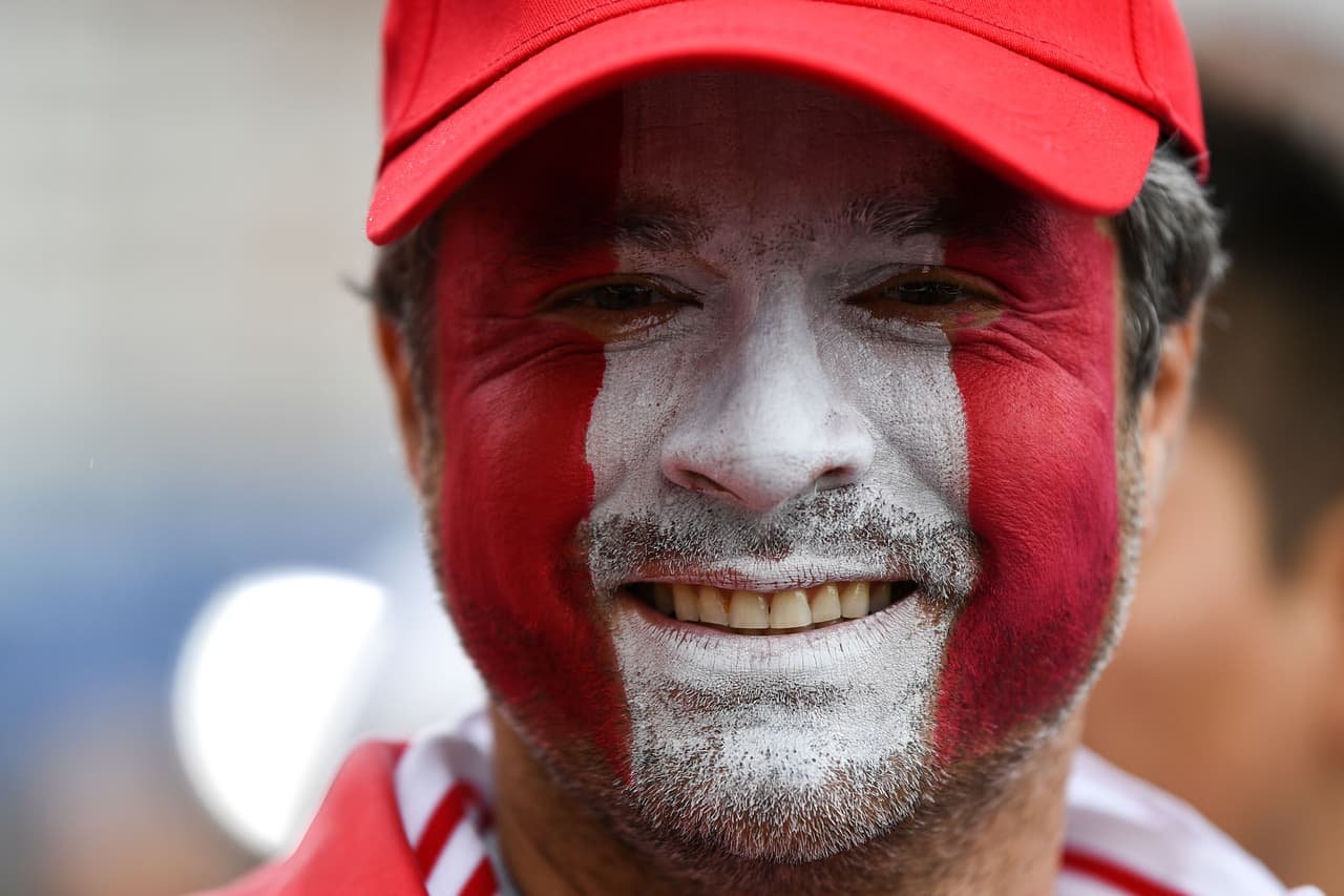 El colorido y fiesta de los fanáticos, en su mayoría de los incas, se apoderó de Ekaterinburgo en medio del partido entre Francia y Perú, en la segunda jornada del grupo C del Mundial de Rusia 2018.