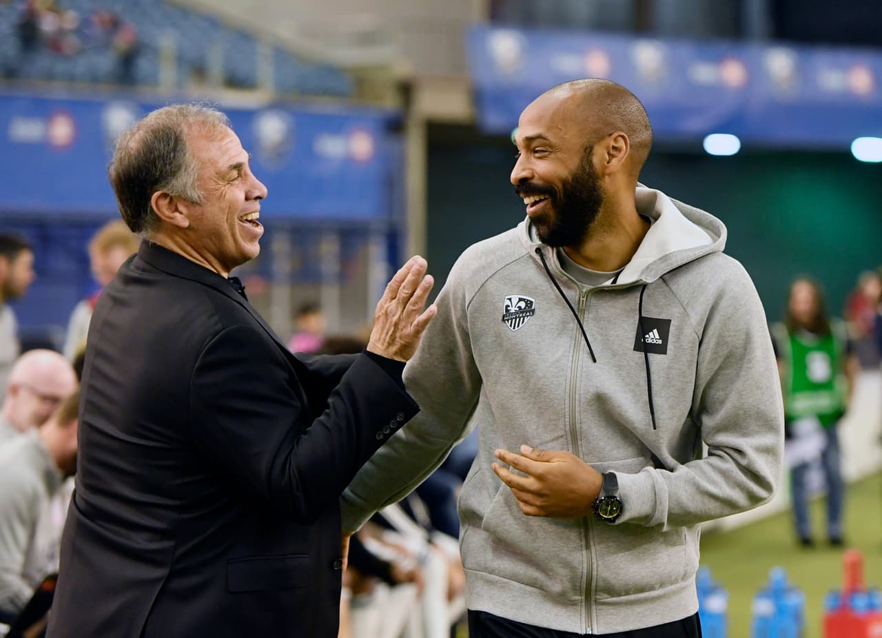 Bruce Arena pone una buena nota a Thierry Henry en Montréal Impact